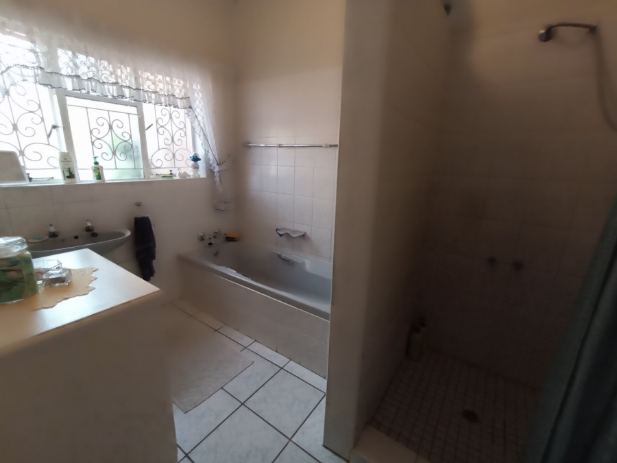 3 Bedroom Property for Sale in Bult West North West
